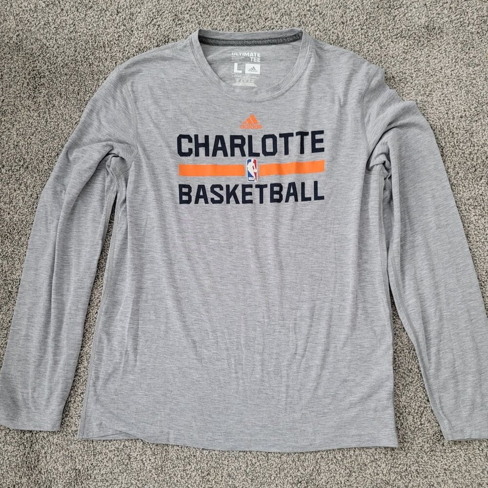 Men's Adidas Charlotte Basketball Long Sleeve Gray T-shirt Large